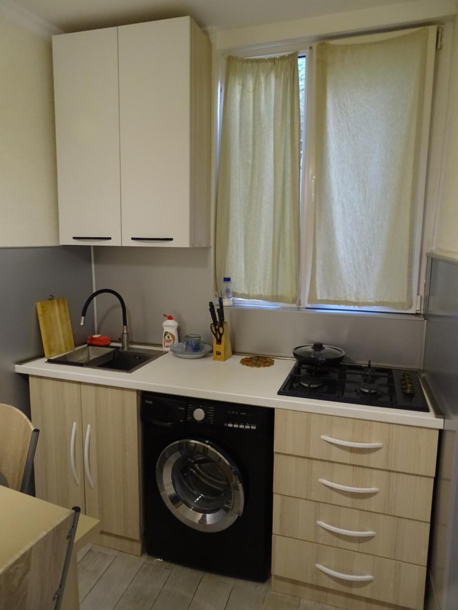 Vake Super Quiet And Comfy Apartment With A Yard Tiflis Dış mekan fotoğraf